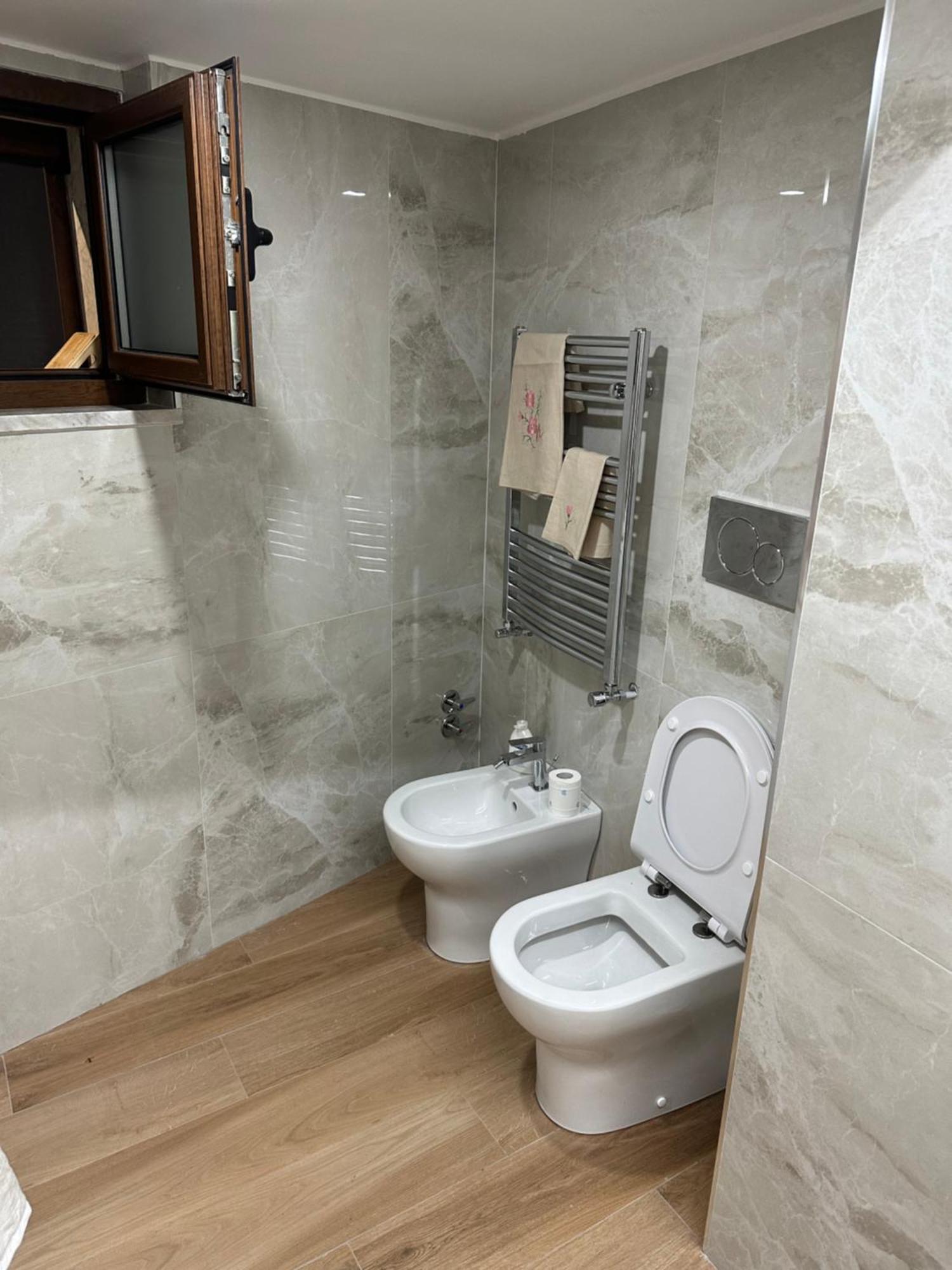 ピモンテCasa Nastroアパートメント エクステリア 写真